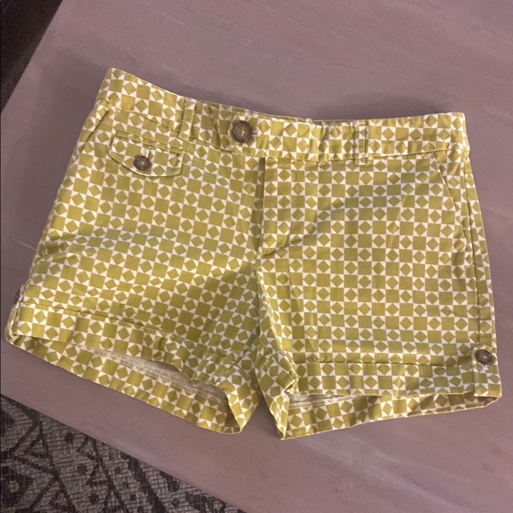 Banana Republic green Patterned Women's Shorts